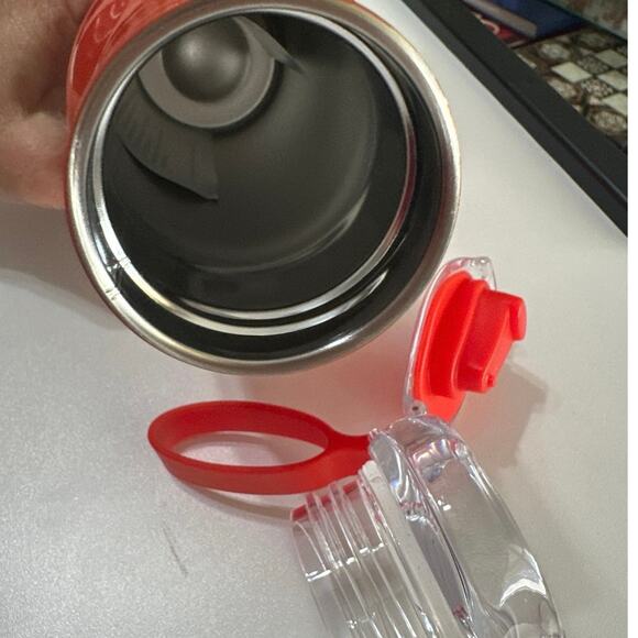 Built Insulated 18oz stainless steel Hot Cocoa  thermos w/flip top Red NWT - Picture 5 of 8